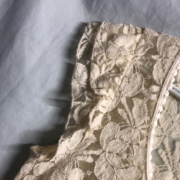 Cream ivory sheer lace top no size ruffled sleeves - Picture 6 of 11